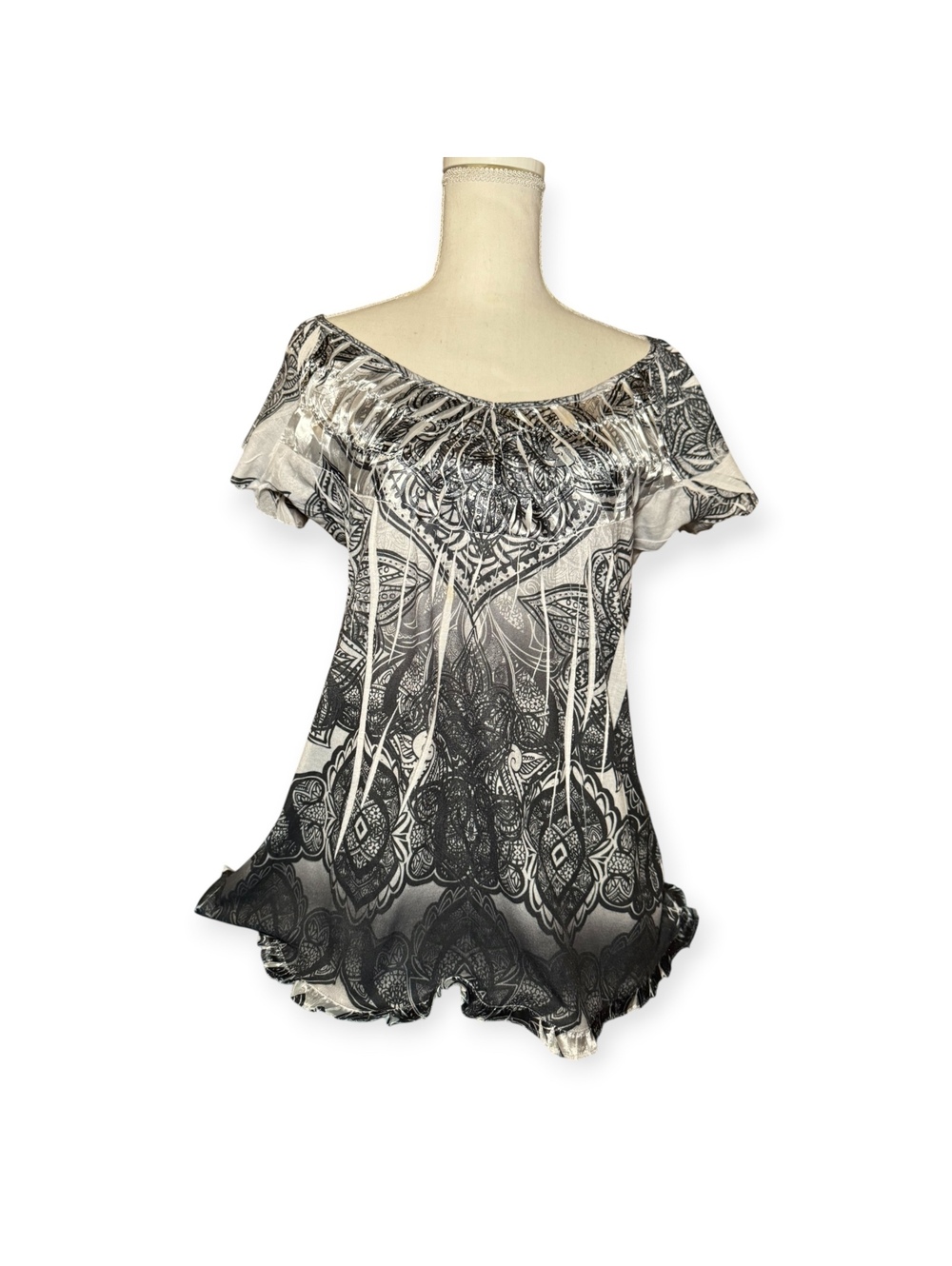 One World Sz S Grunge Goth Top Shirt Whimsigoth Y2K Black and White Paisley GC